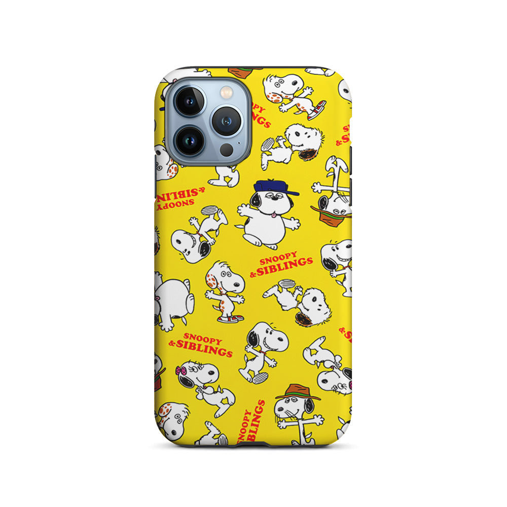 Snoopy and Siblings Dance iPhone 15 Pro Case