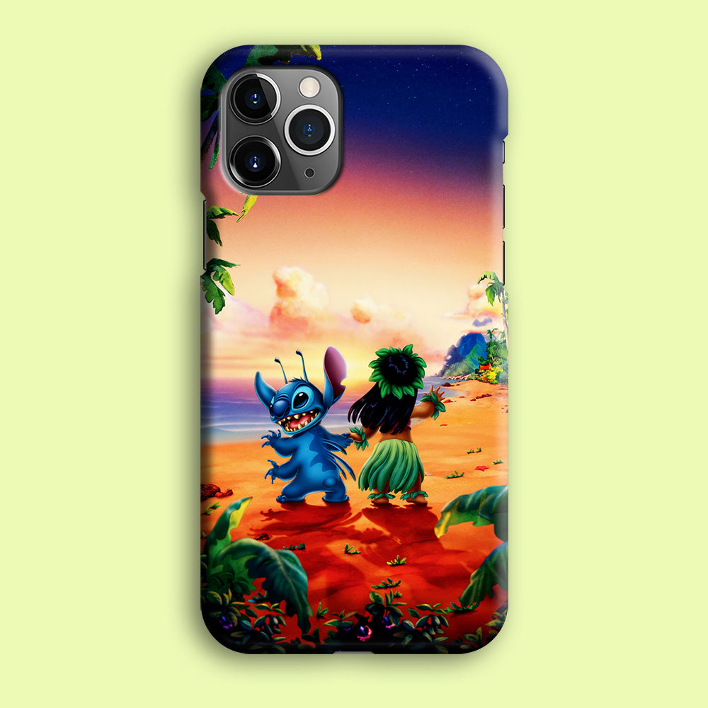 Lilo and Stitch on The Beach iPhone 12 Pro Case