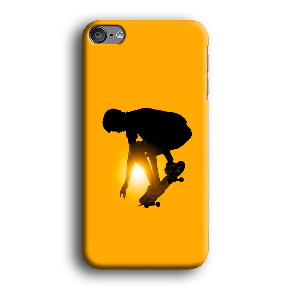 Men Play Skateboard iPod Touch 6 Case