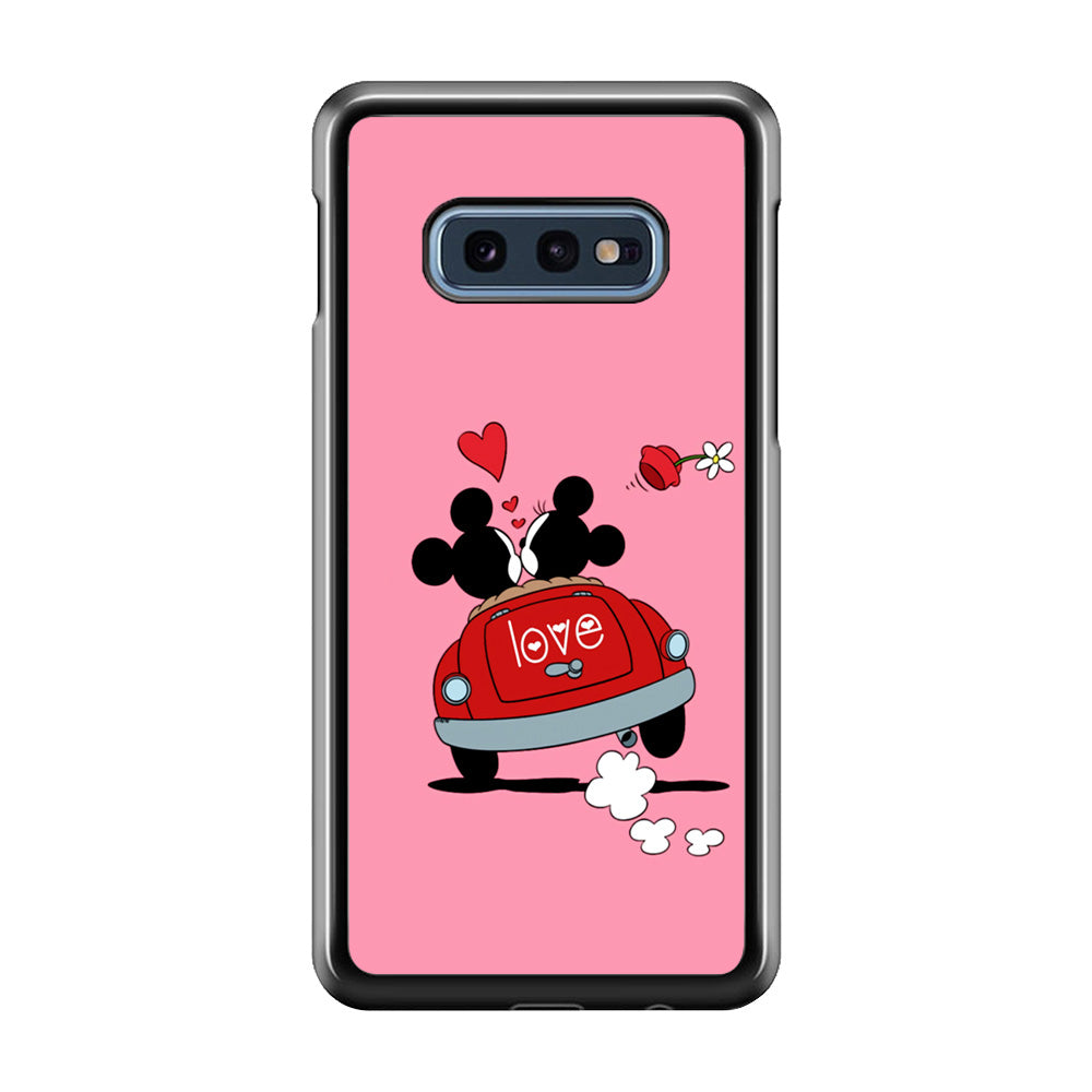 Mickey and Minnie Ride in The Car Samsung Galaxy S10E Case