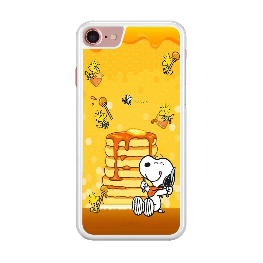 Snoopy Eats Honey iPhone SE 2020 Case