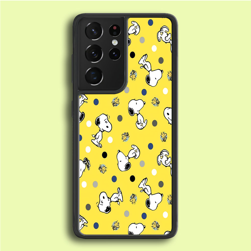 Snoopy and Woodstock Yellow Polka Samsung Galaxy S21 Ultra Case