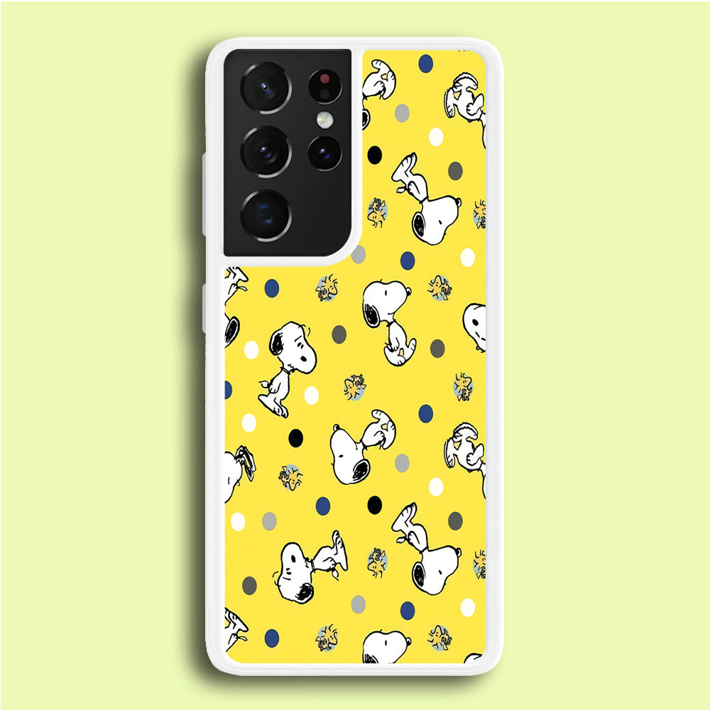 Snoopy and Woodstock Yellow Polka Samsung Galaxy S21 Ultra Case